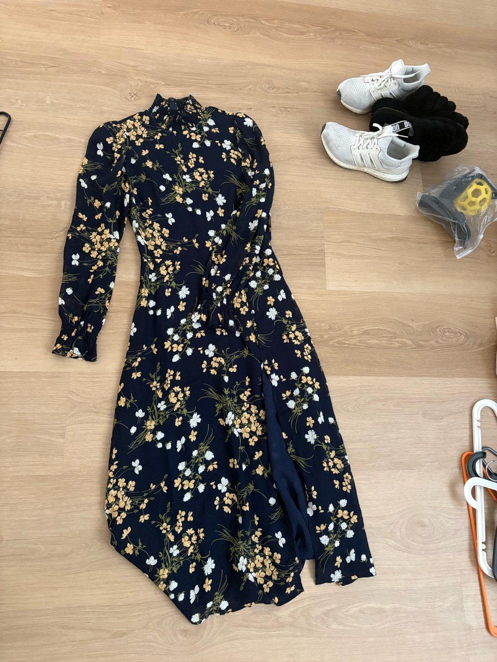 Reformation Kourtney Midi dress 6 used